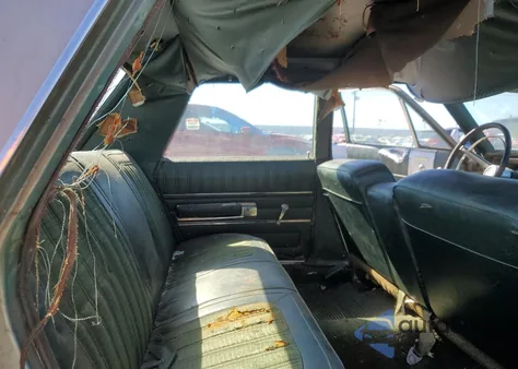 1967 Chrysler Newport z USA, uszkodzony, nr VIN CL41G73101393